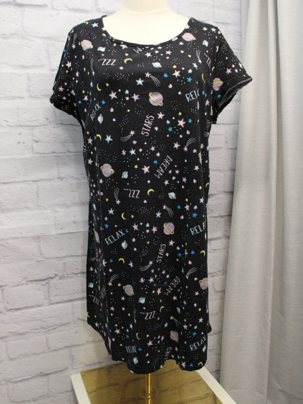 Large/Extra Large Black Sleep Dream Print Shortsleeve 100% Cotton Nightgown